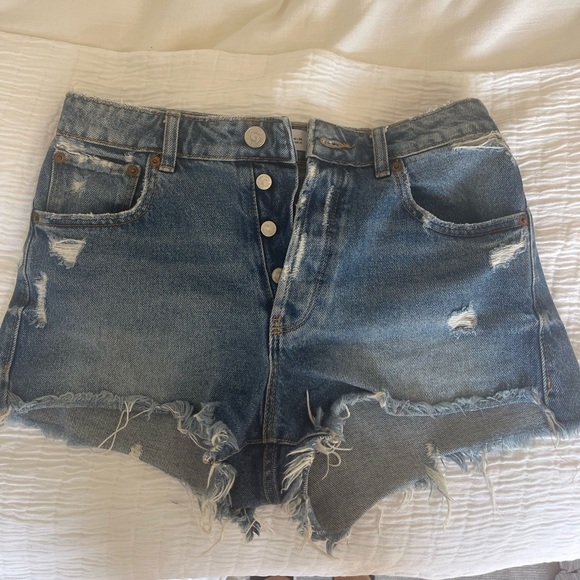 Zara denim shorts - Picture 1 of 4